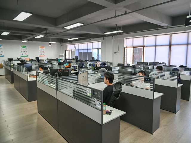 户外塑料垃圾桶批发厂家